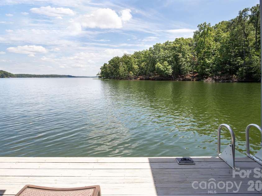 136 Lakeland Circle, Mount Gilead, NC 27306.  MLS# CAR4402425, YatesRealty ID 37914. 