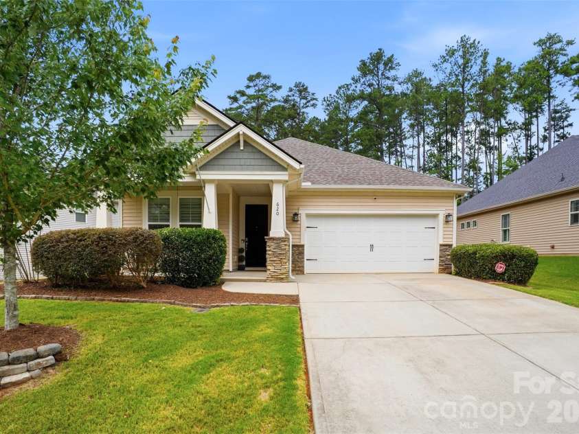 620 Ardent Trail, Belmont, NC 28012.  MLS# CAR4398745, YatesRealty ID 37918. 