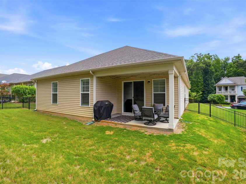 620 Ardent Trail, Belmont, NC 28012.  MLS# CAR4398745, YatesRealty ID 37918. 