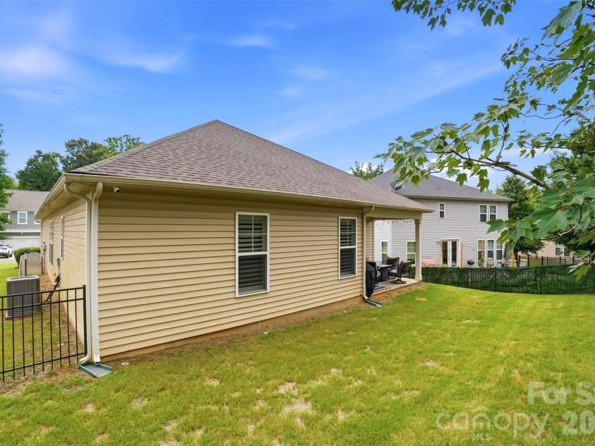 620 Ardent Trail, Belmont, NC 28012.  MLS# CAR4398745, YatesRealty ID 37918. 