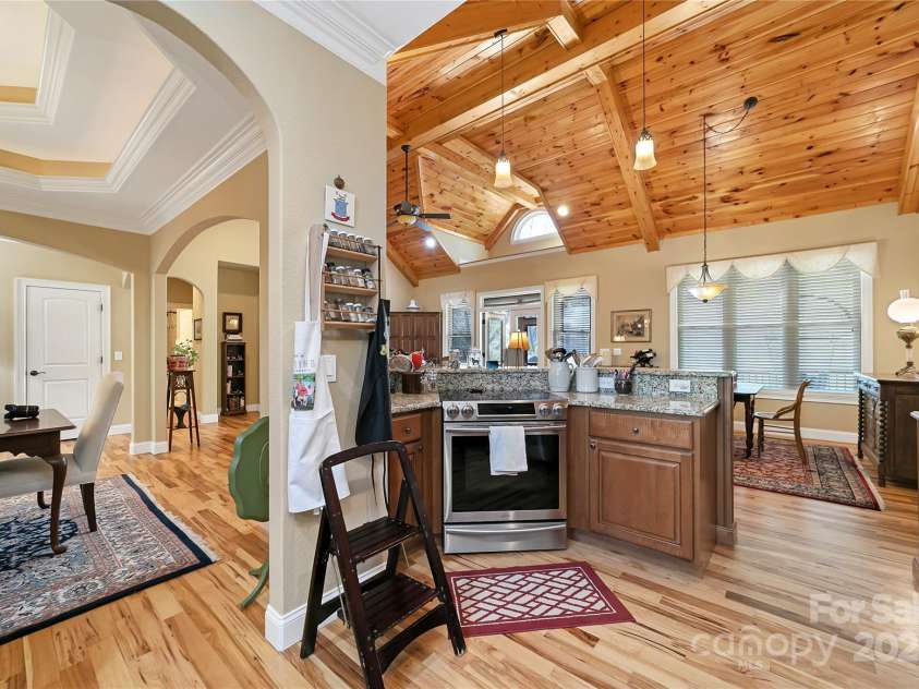 986 Salola Lane, Brevard, NC 28712.  MLS# CAR4141293, YatesRealty ID 3792. 