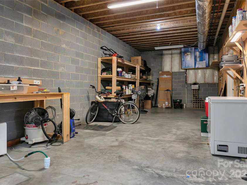 986 Salola Lane, Brevard, NC 28712.  MLS# CAR4141293, YatesRealty ID 3792. 