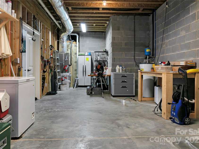 986 Salola Lane, Brevard, NC 28712.  MLS# CAR4141293, YatesRealty ID 3792. 