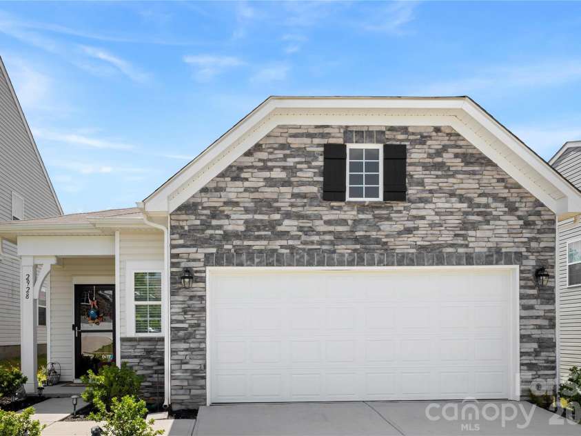 2928 Legacy Ridge Lane, Catawba, NC 28609.  MLS# CAR4391461, YatesRealty ID 37920. 