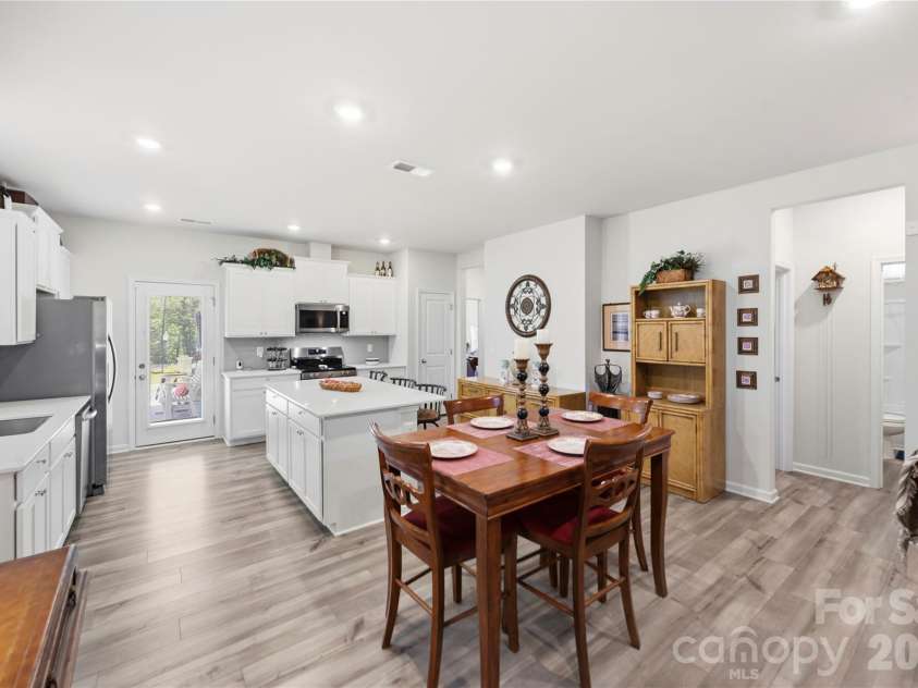 2928 Legacy Ridge Lane, Catawba, NC 28609.  MLS# CAR4391461, YatesRealty ID 37920. 