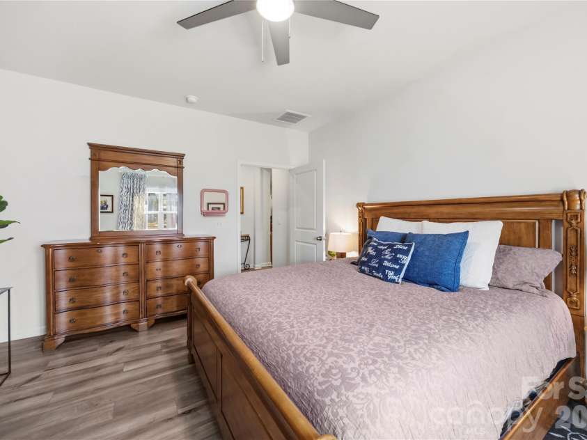 2928 Legacy Ridge Lane, Catawba, NC 28609.  MLS# CAR4391461, YatesRealty ID 37920. 