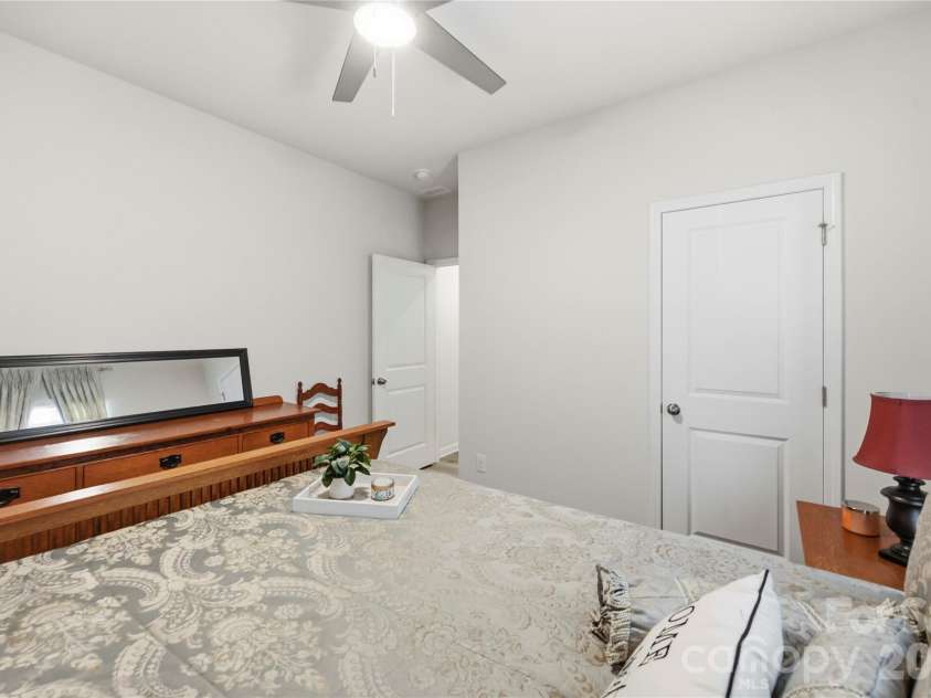 2928 Legacy Ridge Lane, Catawba, NC 28609.  MLS# CAR4391461, YatesRealty ID 37920. 