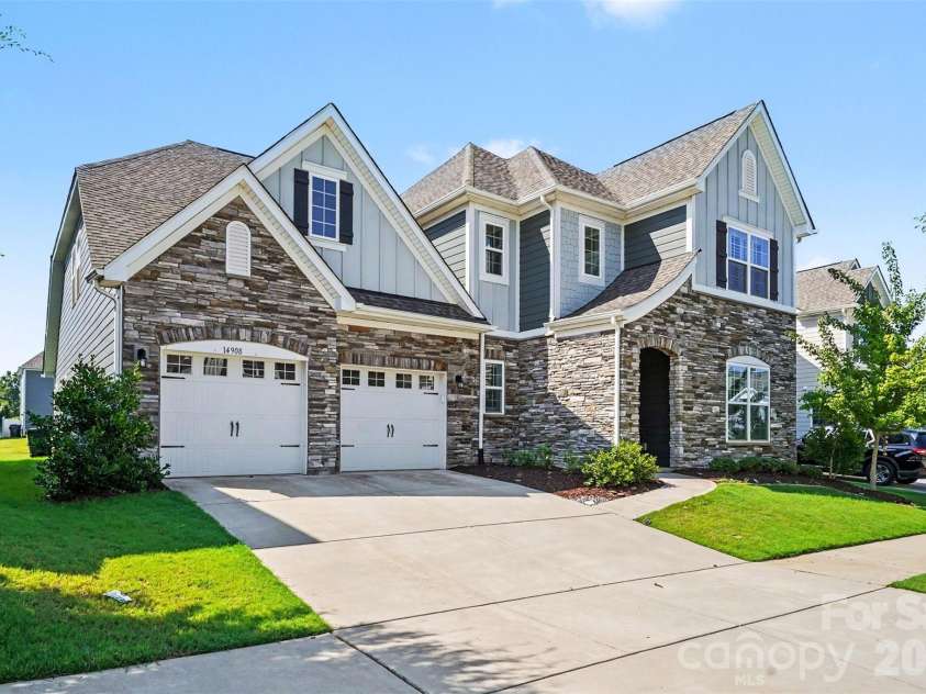 14908 Baldridge Drive, Huntersville, NC 28078.  MLS# CAR4394511, YatesRealty ID 37921. 