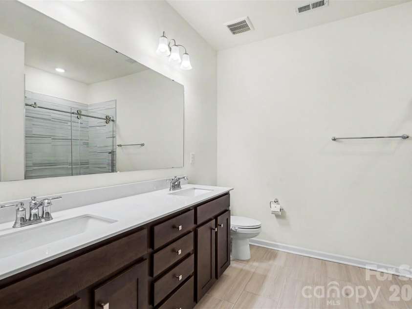 14908 Baldridge Drive, Huntersville, NC 28078.  MLS# CAR4394511, YatesRealty ID 37921. 