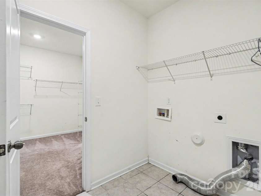 14908 Baldridge Drive, Huntersville, NC 28078.  MLS# CAR4394511, YatesRealty ID 37921. 