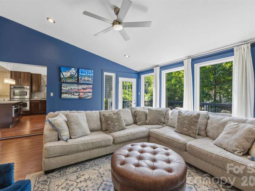 6219 Fair Valley Drive, Charlotte, NC 28226.  MLS# CAR4400591, YatesRealty ID 37924. 