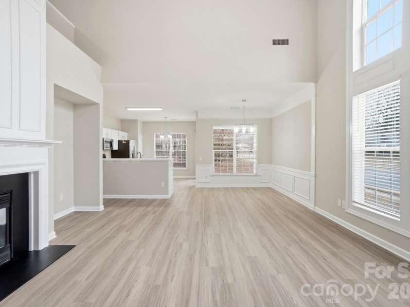 8835 Kestral Ridge Drive, Charlotte, NC 28269.  MLS# CAR4353164, YatesRealty ID 3793. 