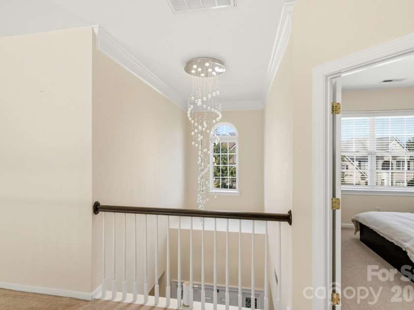 6226 Castlecove Road, Charlotte, NC 28278.  MLS# CAR4405001, YatesRealty ID 37930. 