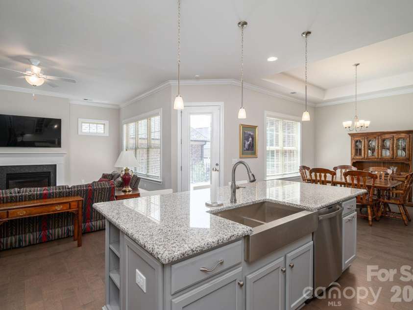 5247 Courtyard Lane, Belmont, NC 28012.  MLS# CAR4404937, YatesRealty ID 37931. 