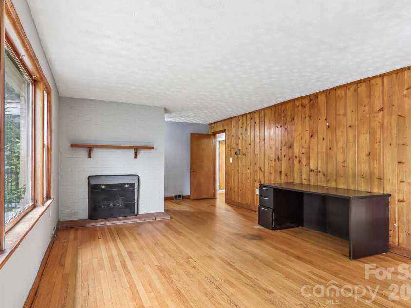 131 & 135 Boyd Avenue, Waynesville, NC 28786.  MLS# CAR4405344, YatesRealty ID 37934. 