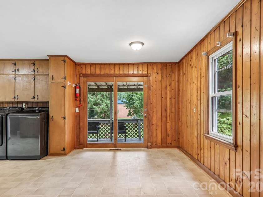 131 & 135 Boyd Avenue, Waynesville, NC 28786.  MLS# CAR4405344, YatesRealty ID 37934. 