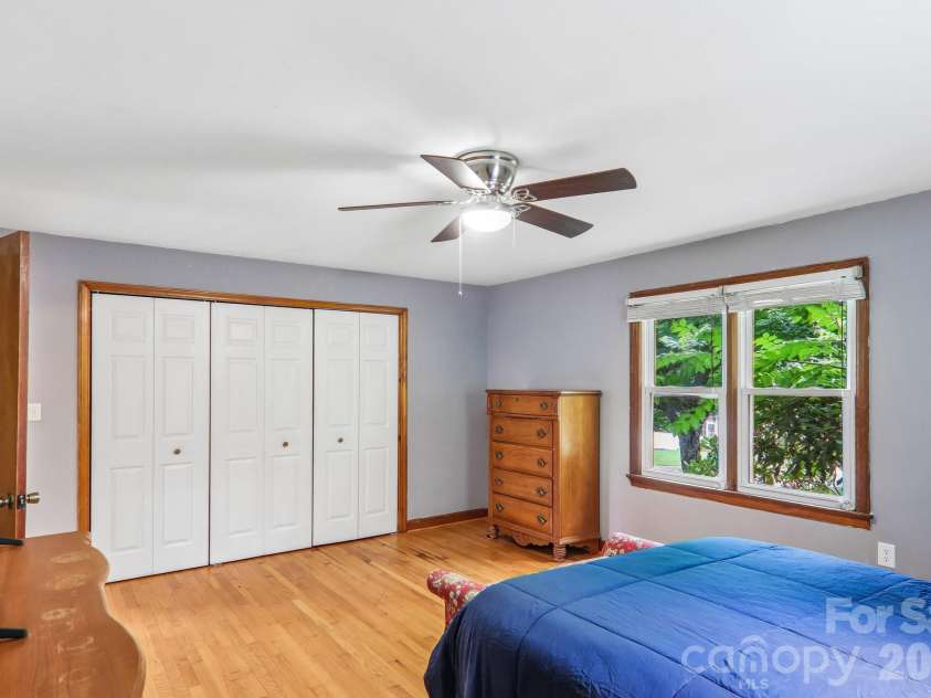 131 & 135 Boyd Avenue, Waynesville, NC 28786.  MLS# CAR4405344, YatesRealty ID 37934. 