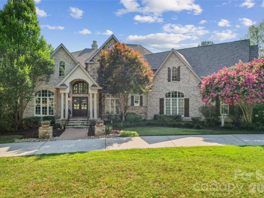 3637 Richwood Circle, Kannapolis, NC 28081.  MLS# CAR4397147, YatesRealty ID 37935. 