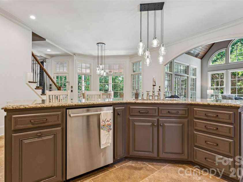 3637 Richwood Circle, Kannapolis, NC 28081.  MLS# CAR4397147, YatesRealty ID 37935. 
