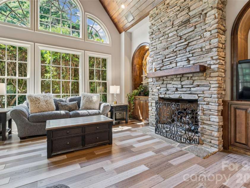 3637 Richwood Circle, Kannapolis, NC 28081.  MLS# CAR4397147, YatesRealty ID 37935. 