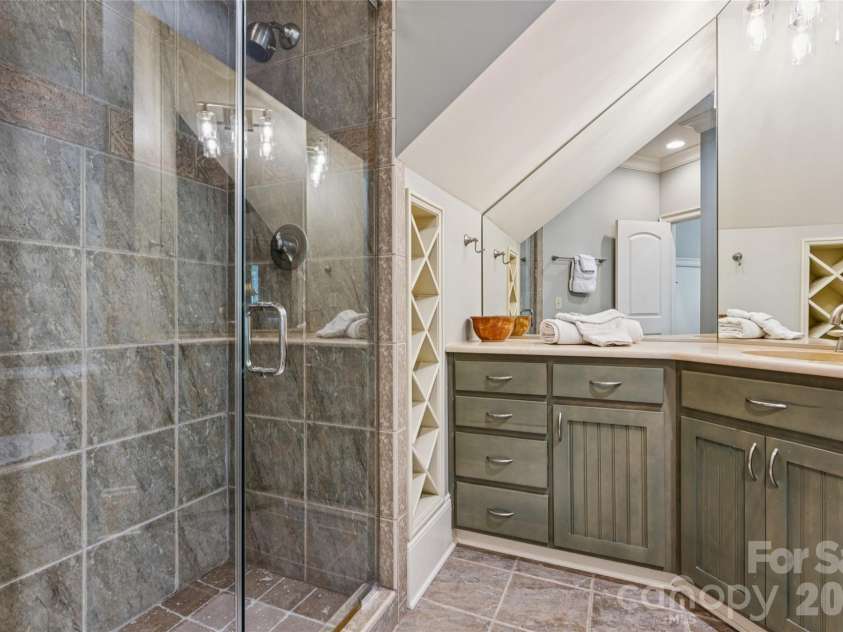 3637 Richwood Circle, Kannapolis, NC 28081.  MLS# CAR4397147, YatesRealty ID 37935. 