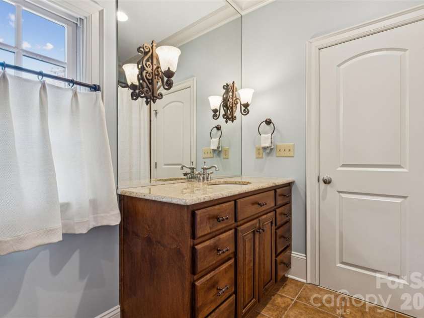 3637 Richwood Circle, Kannapolis, NC 28081.  MLS# CAR4397147, YatesRealty ID 37935. 
