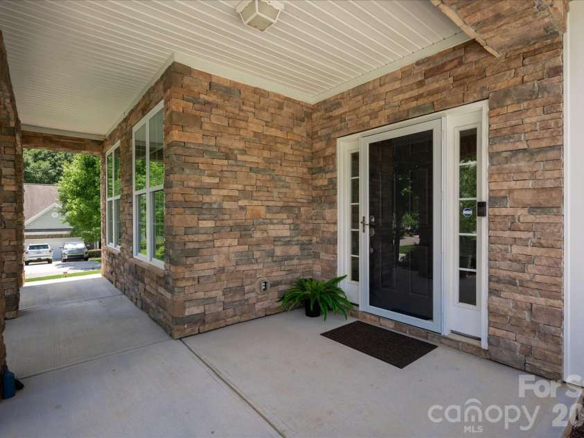 1030 Kaiser Way, Fort Mill, SC 29715.  MLS# CAR4397966, YatesRealty ID 37936. 