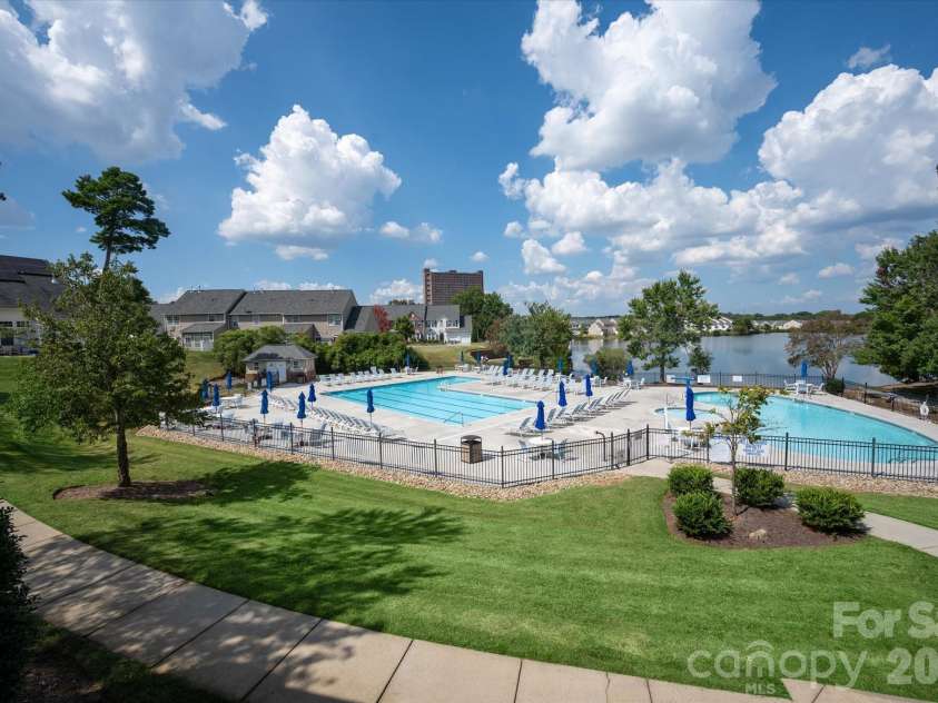 1030 Kaiser Way, Fort Mill, SC 29715.  MLS# CAR4397966, YatesRealty ID 37936. Community Pool