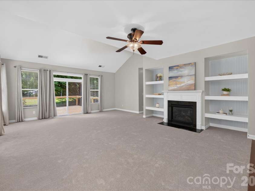 1030 Kaiser Way, Fort Mill, SC 29715.  MLS# CAR4397966, YatesRealty ID 37936. Great Room