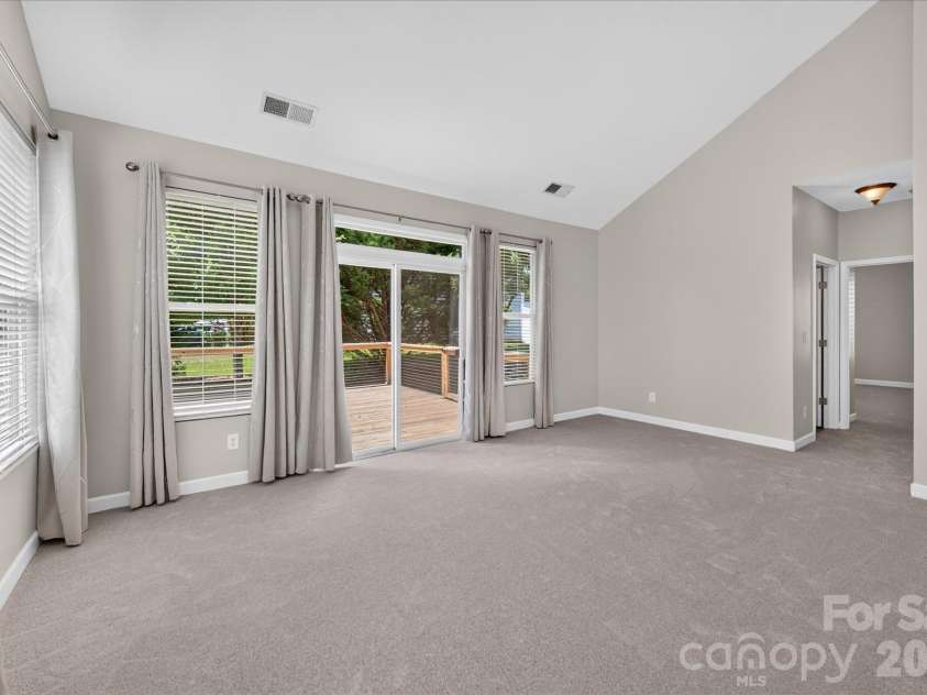 1030 Kaiser Way, Fort Mill, SC 29715.  MLS# CAR4397966, YatesRealty ID 37936. Great Room