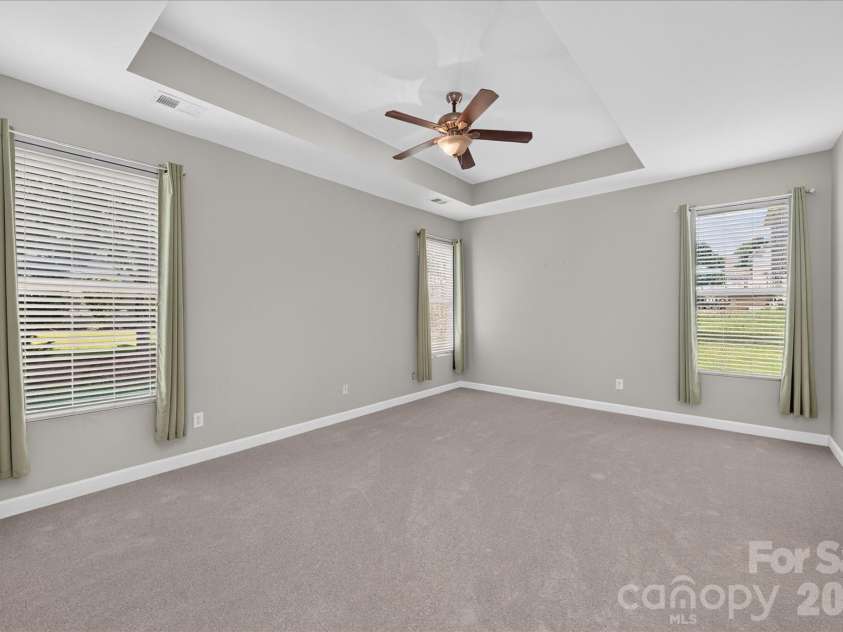 1030 Kaiser Way, Fort Mill, SC 29715.  MLS# CAR4397966, YatesRealty ID 37936. Primary Suite
