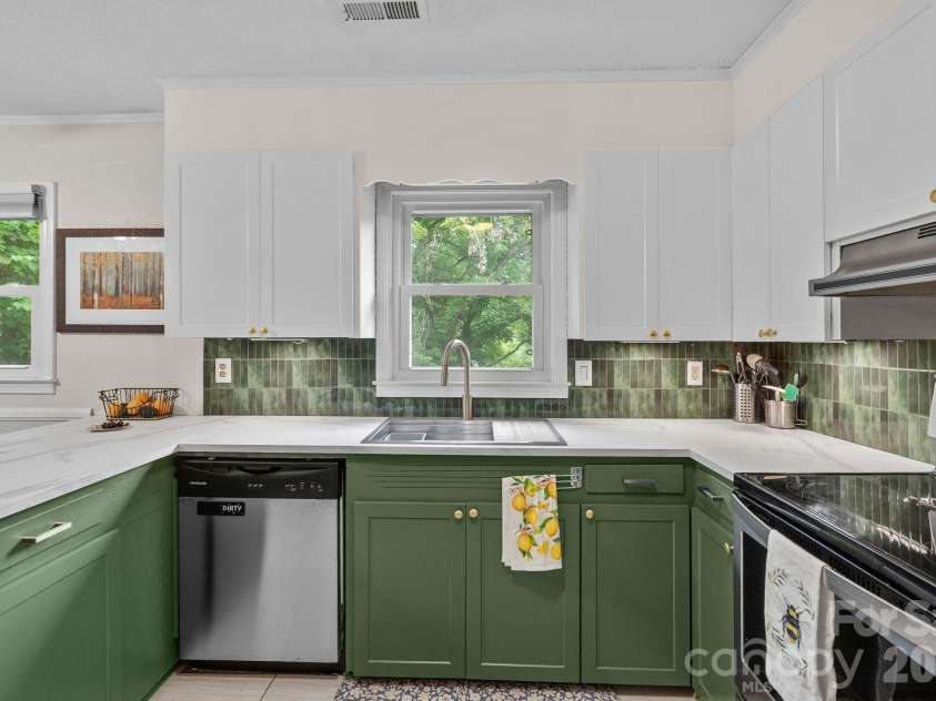 167 Olympic Drive, Old Fort, NC 28762.  MLS# CAR4399973, YatesRealty ID 37937. 