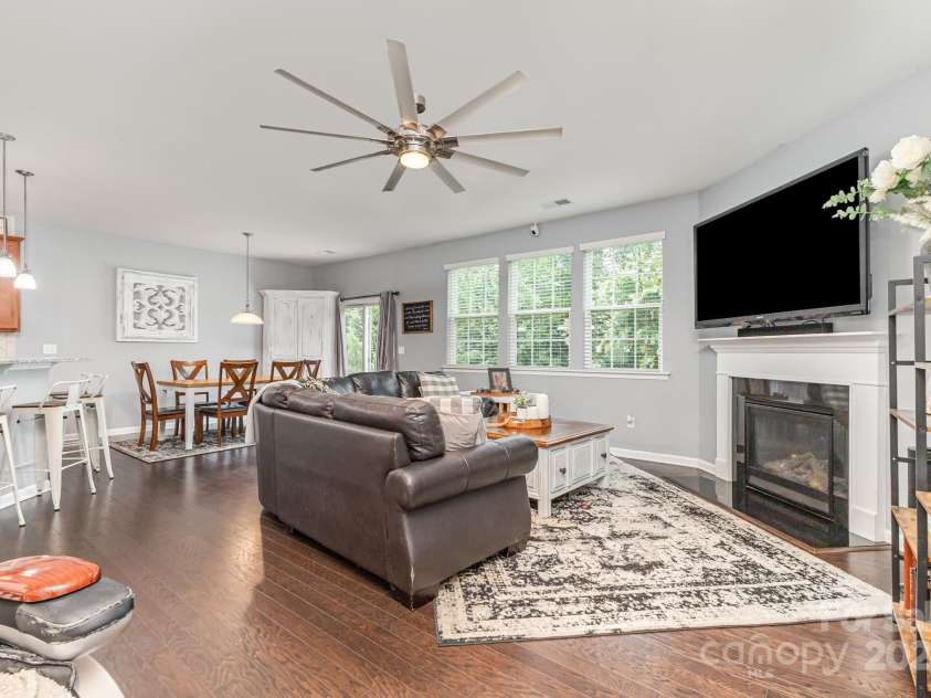 133 Lassen Lane, Mooresville, NC 28117.  MLS# CAR4288046, YatesRealty ID 3794. 