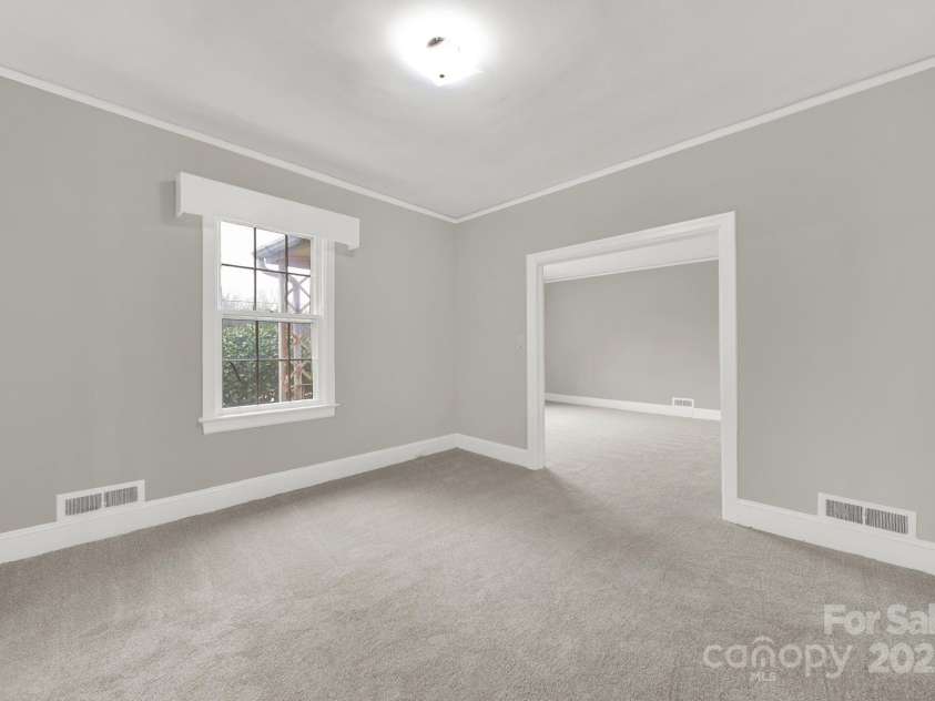 951 Cedar Street, Rock Hill, SC 29730.  MLS# CAR4210338, YatesRealty ID 3794. Dining Room