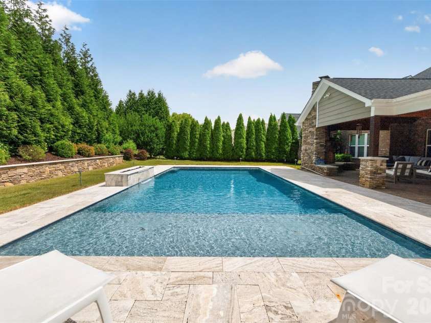 10601 Waxhaw Manor Drive, Waxhaw, NC 28173.  MLS# CAR4397302, YatesRealty ID 37944. Pool