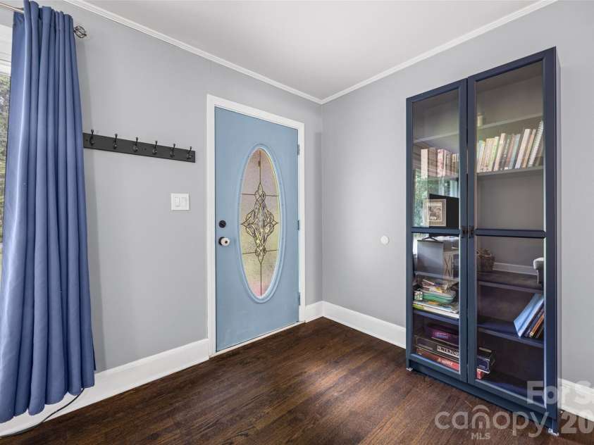 1411 Oakdale Road, Rock Hill, SC 29730.  MLS# CAR4399512, YatesRealty ID 37946. 