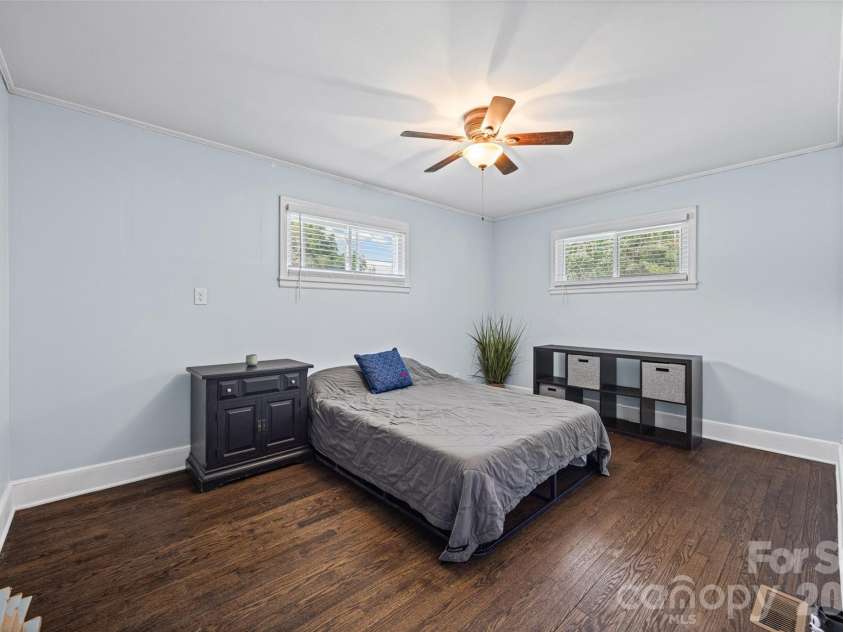 1411 Oakdale Road, Rock Hill, SC 29730.  MLS# CAR4399512, YatesRealty ID 37946. 