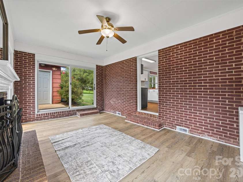 1411 Oakdale Road, Rock Hill, SC 29730.  MLS# CAR4399512, YatesRealty ID 37946. 