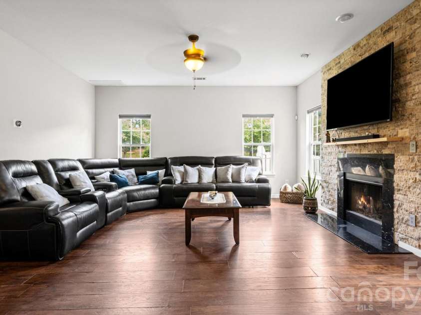 2001 Choke Berry Way, Waxhaw, NC 28173.  MLS# CAR4401025, YatesRealty ID 37947. 