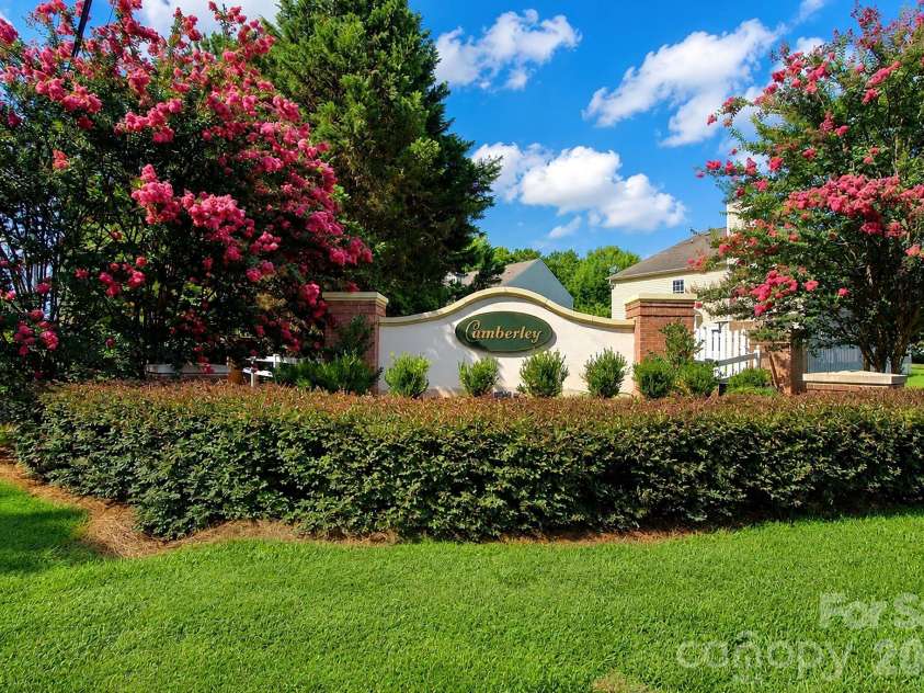 2001 Choke Berry Way, Waxhaw, NC 28173.  MLS# CAR4401025, YatesRealty ID 37947. 