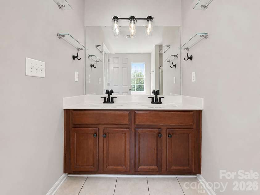 2001 Choke Berry Way, Waxhaw, NC 28173.  MLS# CAR4401025, YatesRealty ID 37947. 