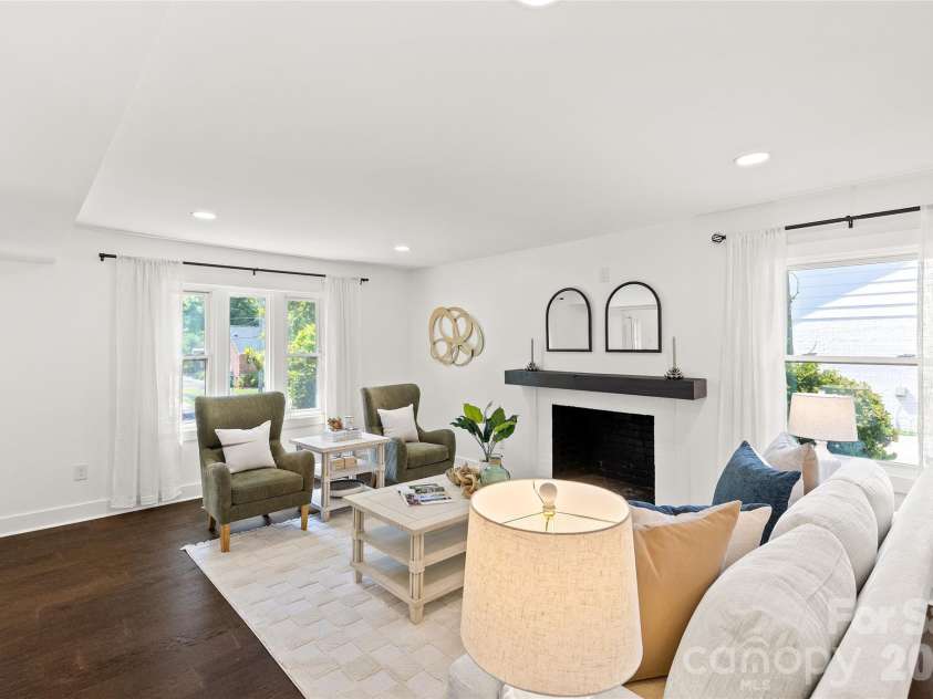 5416 Londonderry Road, Charlotte, NC 28210.  MLS# CAR4401068, YatesRealty ID 37948. 