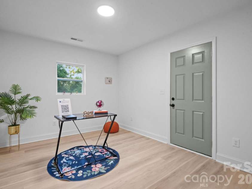 204 Myrtle School Road, Gastonia, NC 28052.  MLS# CAR4402495, YatesRealty ID 37949. 