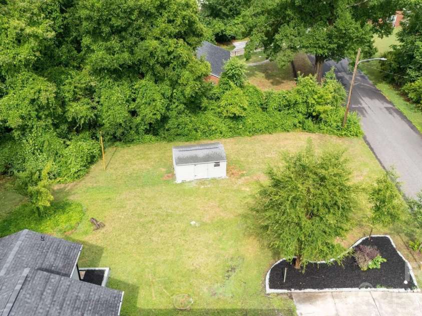204 Myrtle School Road, Gastonia, NC 28052.  MLS# CAR4402495, YatesRealty ID 37949. 