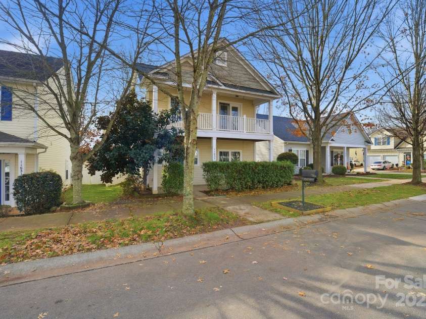 11635 Truan Lane, Cornelius, NC 28031.  MLS# CAR4320927, YatesRealty ID 3795. 