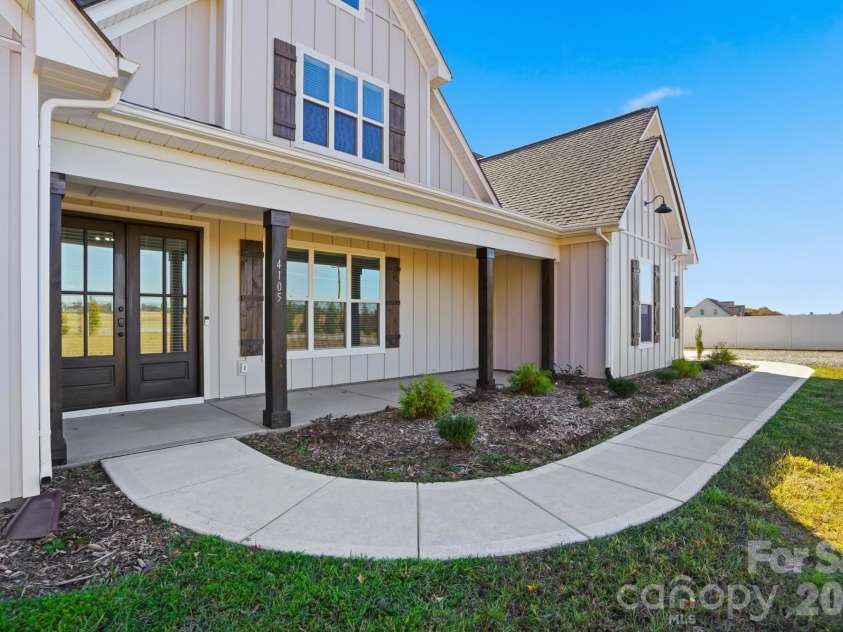 4105 Parkwood School Road, Monroe, NC 28112.  MLS# CAR4402329, YatesRealty ID 37950. Front Porch