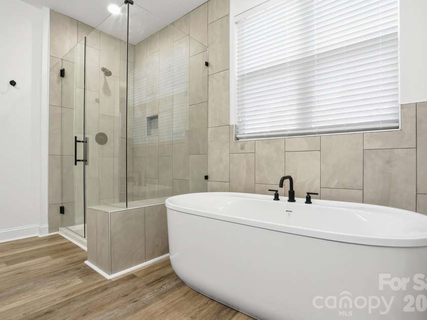 4105 Parkwood School Road, Monroe, NC 28112.  MLS# CAR4402329, YatesRealty ID 37950. Primary/Master Bath