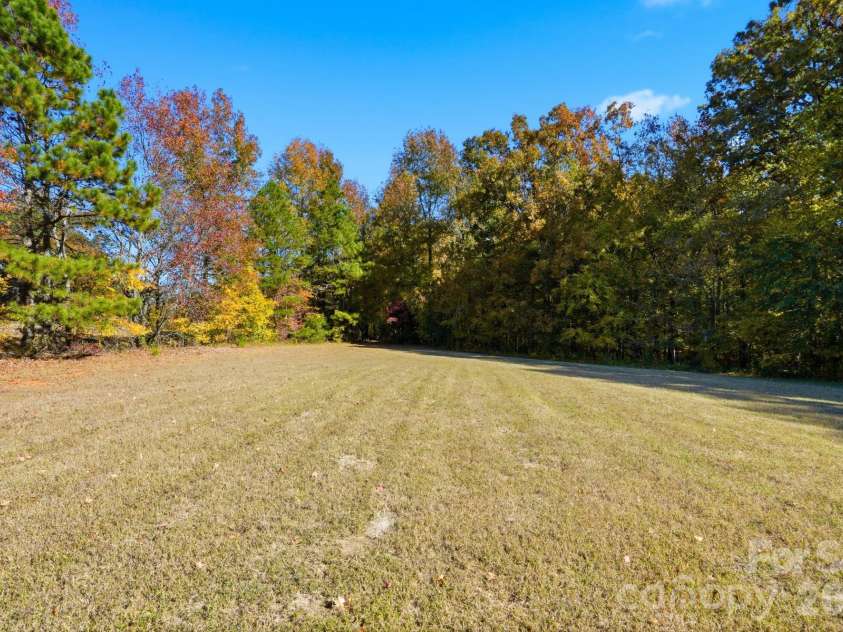 4105 Parkwood School Road, Monroe, NC 28112.  MLS# CAR4402329, YatesRealty ID 37950. Side Yard
