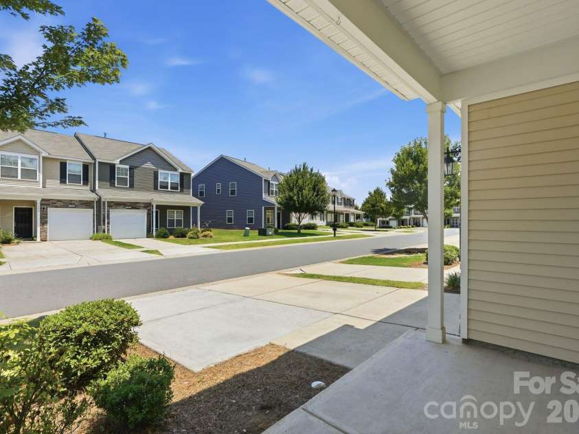 7323 Jane Parks Way, Charlotte, NC 28217.  MLS# CAR4402584, YatesRealty ID 37952. 