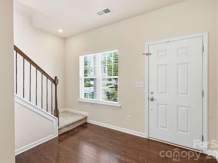 7323 Jane Parks Way, Charlotte, NC 28217.  MLS# CAR4402584, YatesRealty ID 37952. 